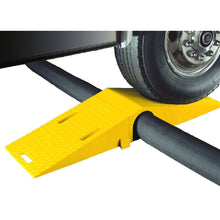 Load image into Gallery viewer, Single Tunnel Pack, Hose Bridge, 4.5" Lines | Diamondback Expandable System | UHB4045 - UHB4045 - image 1