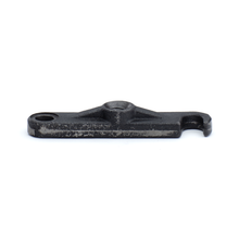 Load image into Gallery viewer, Clemco 02016 Abrasive Trap Cap Lock Bar
