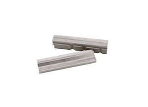 Wilton — P-4 Magnefix Prism Jaw Caps with 4 in Jaw Opening, Pair