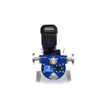 Load image into Gallery viewer, Graco 19Z028 SoloTechâ„¢ i10 High Speed Buna-N Peristaltic Hose Pump with Nitrile Hose, 316 Stainless Steel Barb &amp; AC Motor