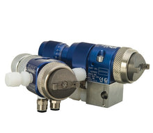 Load image into Gallery viewer, Graco 24B868 AirPro EFX Auto Air Spray Gun with Manifold, HiTEch, 0.059 inch (1.5 mm) Nozzle, Carbide Tip, Ultra Precision Fluid Adjust Knob
