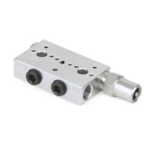 Load image into Gallery viewer, Graco Trabon® MJ Series-Flo Divider Valve with Right Hand Cycle Pin - MJ-10T - 0.16 cm³ (0.010 in³)