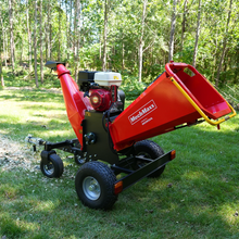 Load image into Gallery viewer, MechMaxx 6 inch HONDA E-Start Gasoline Engine Powered 4 - Wheel Drum Wood Chipper with Taillight, B150