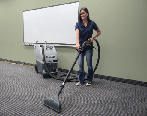 Advance ET610™ 100C Portable Carpet Extractors