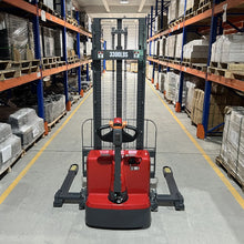 Load image into Gallery viewer, MechMaxx 3300lbs Lithium-ion Electric Straddle Stacker, 118" Lift, Adjustable Legs &amp; Forks, F33-118S