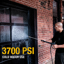 Load image into Gallery viewer, DEWALT 5/16" x 40' 3700 PSI Pressure Washer Hose, M22 x M22 with Adaptor - 80491