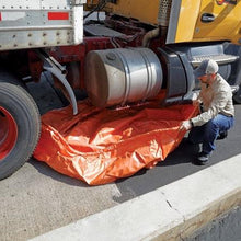 Load image into Gallery viewer, PIG Portable Spill Containment Pool Orange ext. dia. 7.08&#39; x 1.67&#39; H