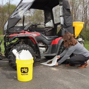 PIG® Oil-Only Spill Kit in 5-Gallon High-Visibility Economy Container