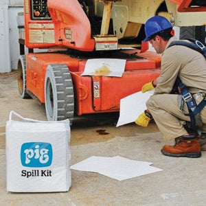 PIG® Oil-Only Spill Kit in See-Thru Bag
