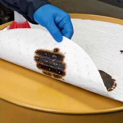 PIG® Oil-Only UV-Resistant Absorbent Barrel Top Mat