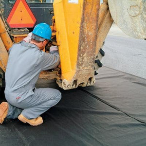 PIG® Oil-Only Absorbent Ground Tarp with Hook and Loop Closures
