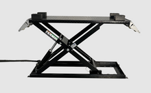 Load image into Gallery viewer, Tuxedo Lifts UF-2500EH-X-BLK Electric / Hydraulic UTV Frame Lift