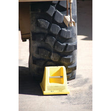 Load image into Gallery viewer, All-Terrain Heavy-Duty Wheel Chock with Flat Bottom &amp; Rubber Pad, 40 Ton Capacity, 28-38 in. Tires — image 5 of 6