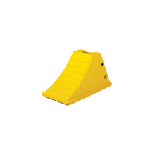 Load image into Gallery viewer, All-Terrain Heavy-Duty Wheel Chock with Aluminum Cleat, 40 Ton Capacity, 28-38 in. Tires — image 3 of 7