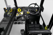 Load image into Gallery viewer, Kärcher 9.841-406.0 KM 150/500 R LPG + 2SB + OHG – view 4