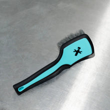 Load image into Gallery viewer, MTM Hydro Tire Scrubbing Brush - 44.2003