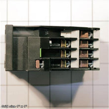 Load image into Gallery viewer, CONTACTOR SIEMENS 22E 24V