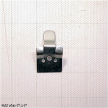 Load image into Gallery viewer, FILTER RETAINING LATCH