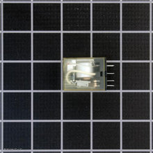 Load image into Gallery viewer, RELAY IDEC RN2S-HNL-A24 5A 250V