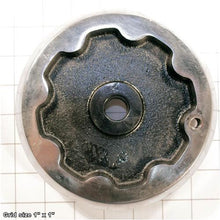 Load image into Gallery viewer, METAL HANDWHEEL