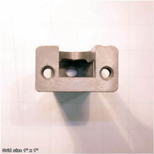 Load image into Gallery viewer, PISTON BRACKET MIDDLE