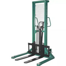 Load image into Gallery viewer, Grizzly T31643 - 2T Bear-Lift Pro Pallet Stacker