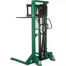 Load image into Gallery viewer, Grizzly T31643 - 2T Bear-Lift Pro Pallet Stacker