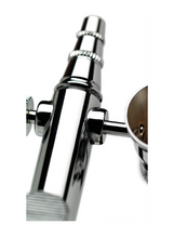 Load image into Gallery viewer, Iwata High Performance HP-SB Plus Side Feed Dual Action Airbrush