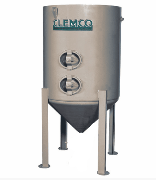 Clemco 20 cu ft Classic Blast Machine Model 3680 - Stationary 1-1/4 inch Piping - With  Auto Quantum Valve (AQV) & TLR-300 Remote