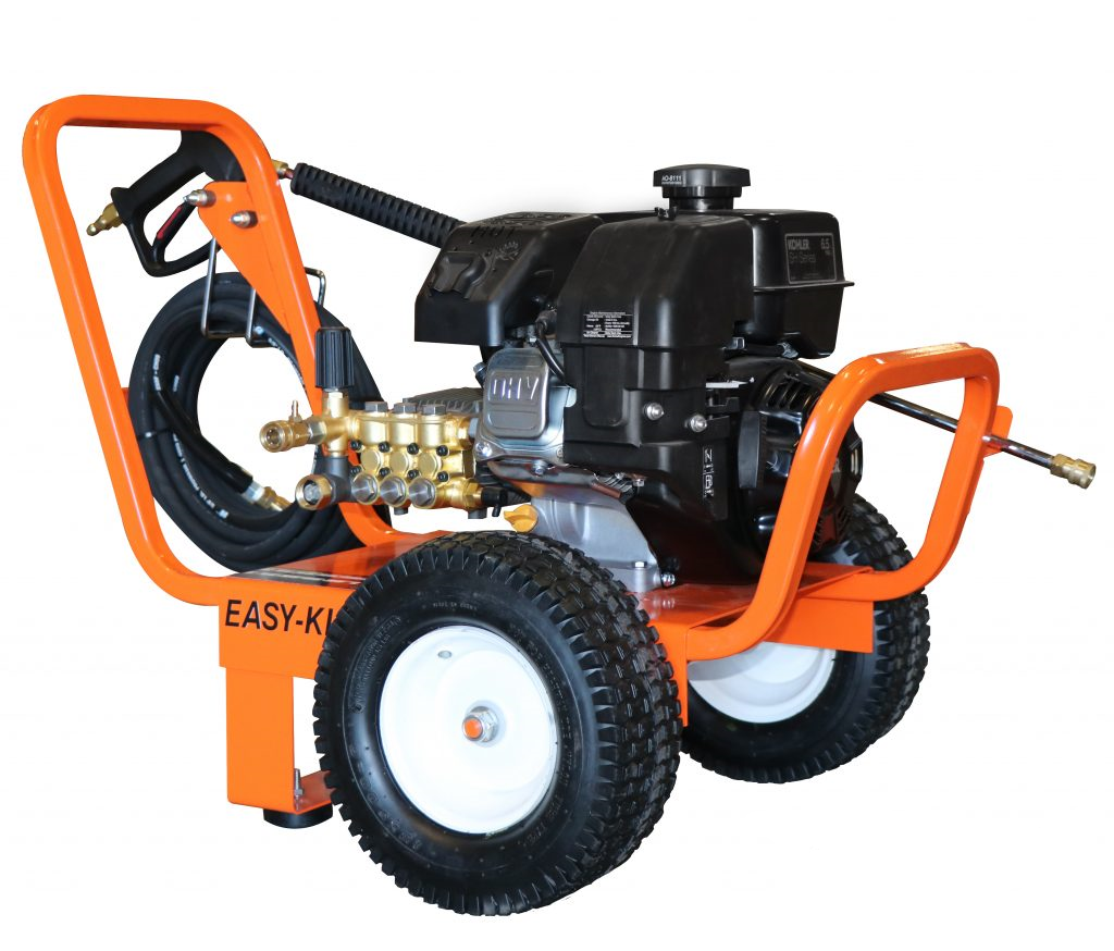 Easy-Kleen Commercial 2700 PSI @ 3.0 GPM Direct Drive 6.5HP Honda Engine Triplex Plunger Cold Gas Pressure Washer