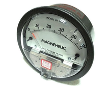 Load image into Gallery viewer, Global Finishing Solutions Magnehelic Gauge 0 - 0.5&quot; W.C. w/ Mount Kit